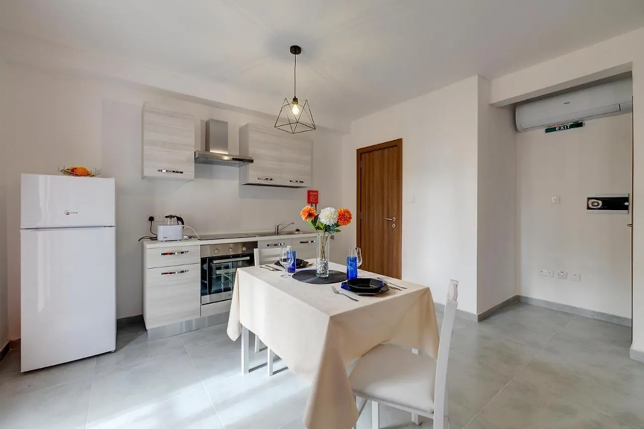 Modern Studio Central Location Sliema Malta