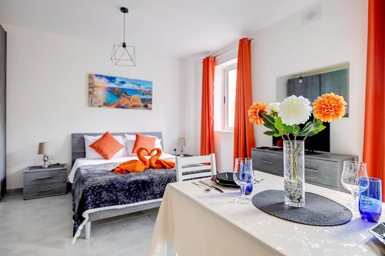 Modern Studio Central Location Sliema
