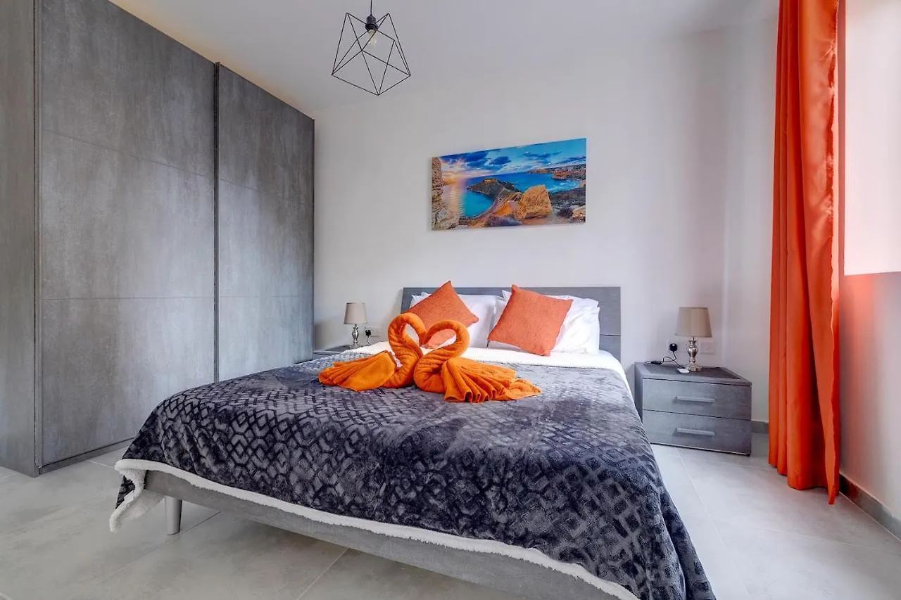Modern Studio Central Location Sliema Apartment