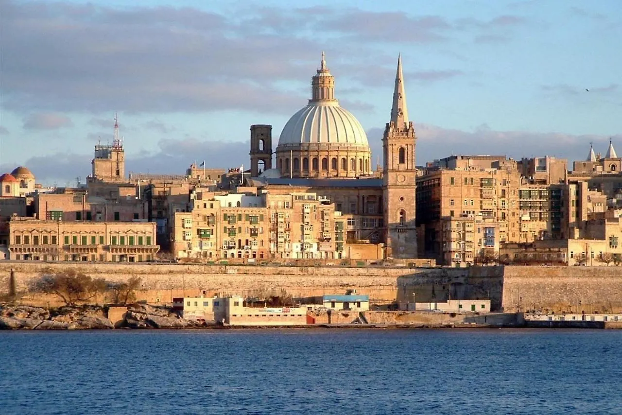 Modern Studio Central Location Sliema 0*,  Malta